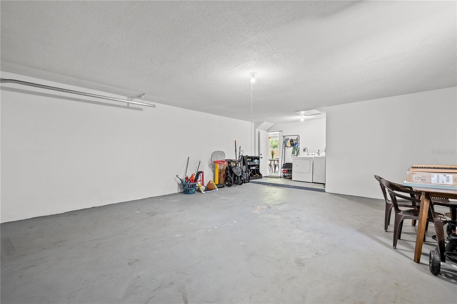 Single Family Residence at 1486 CAROLYN LN, CLEARWATER, photo 29 of 32