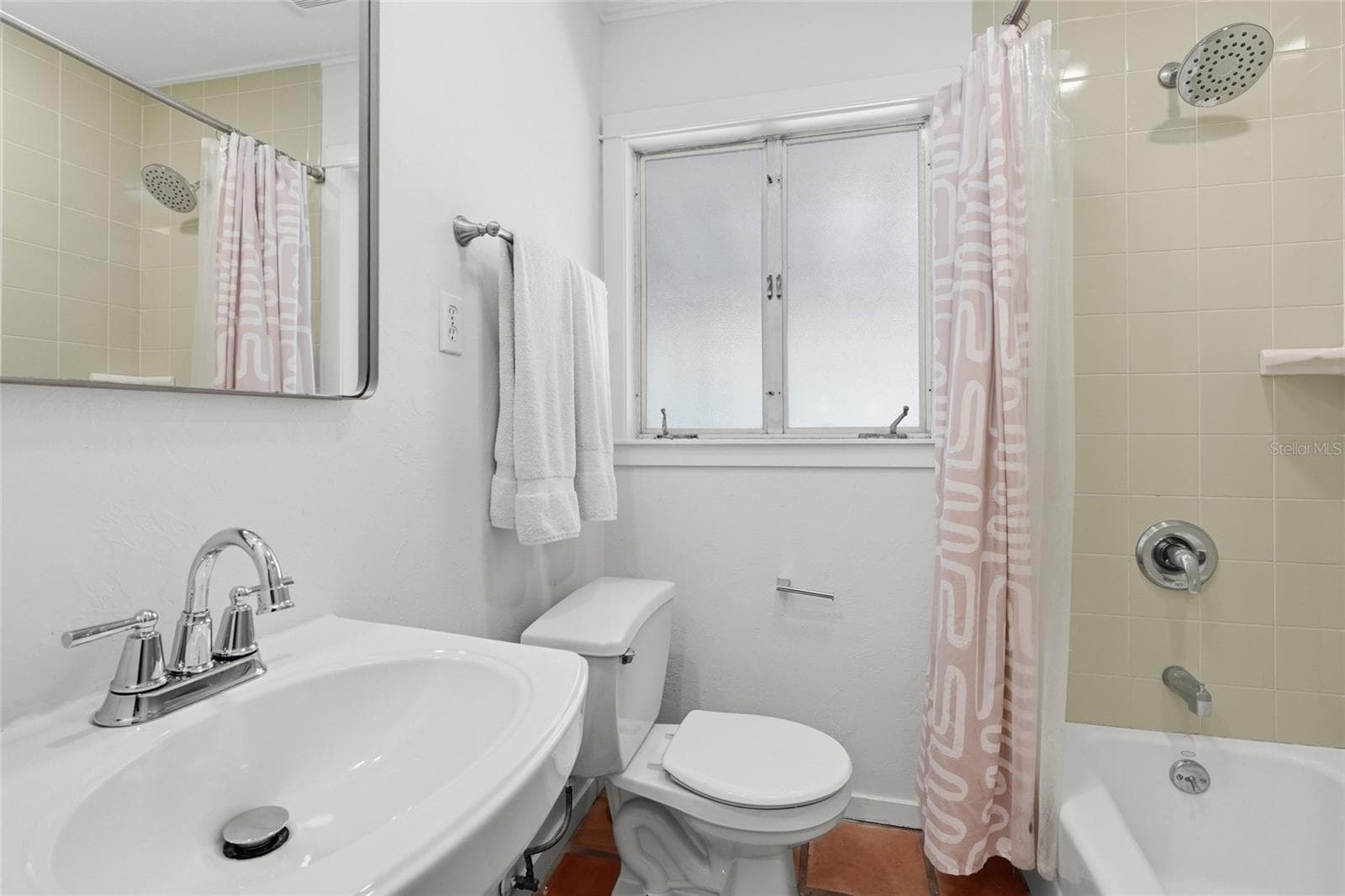 Single Family Residence at 2142 WALDEMERE ST, SARASOTA, photo 24 of 42