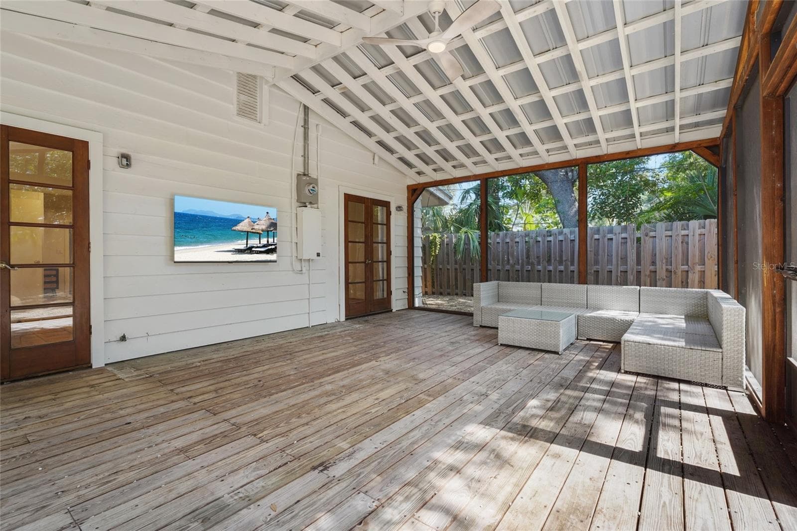 Single Family Residence at 2142 WALDEMERE ST, SARASOTA, photo 27 of 42