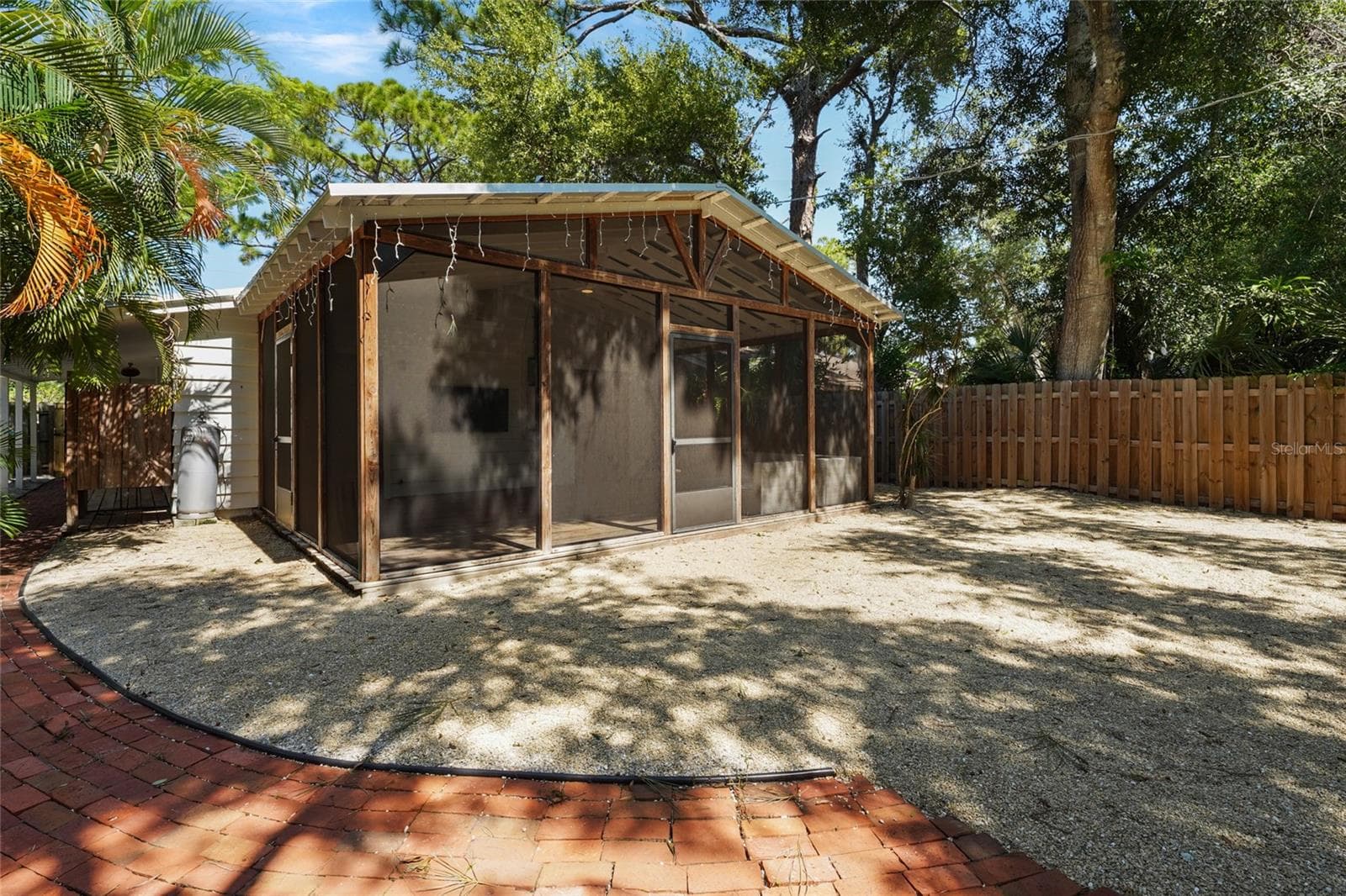Single Family Residence at 2142 WALDEMERE ST, SARASOTA, photo 35 of 42