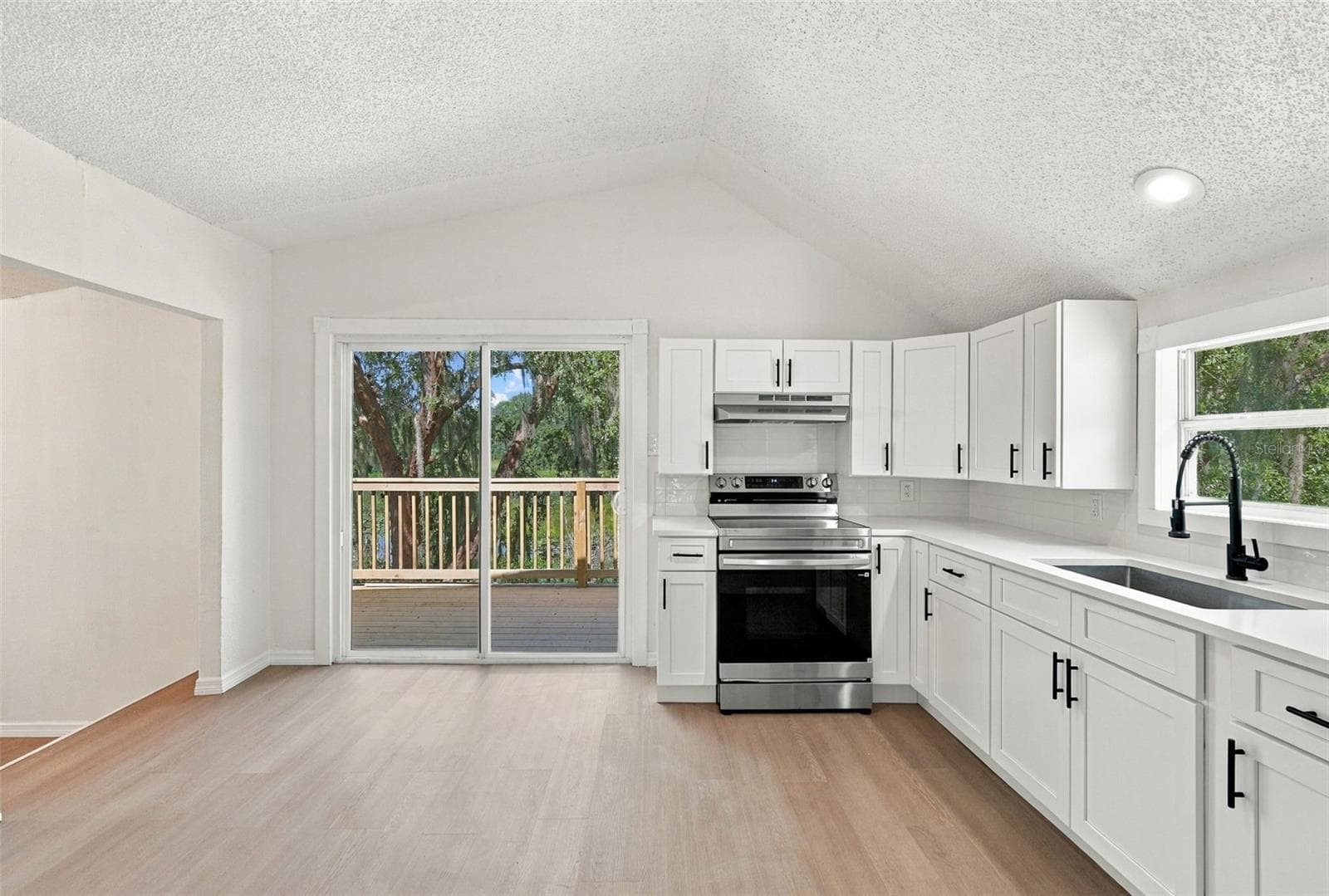 Kitchen In Guest House - 41520 CHARM LAKE DR, UMATILLA