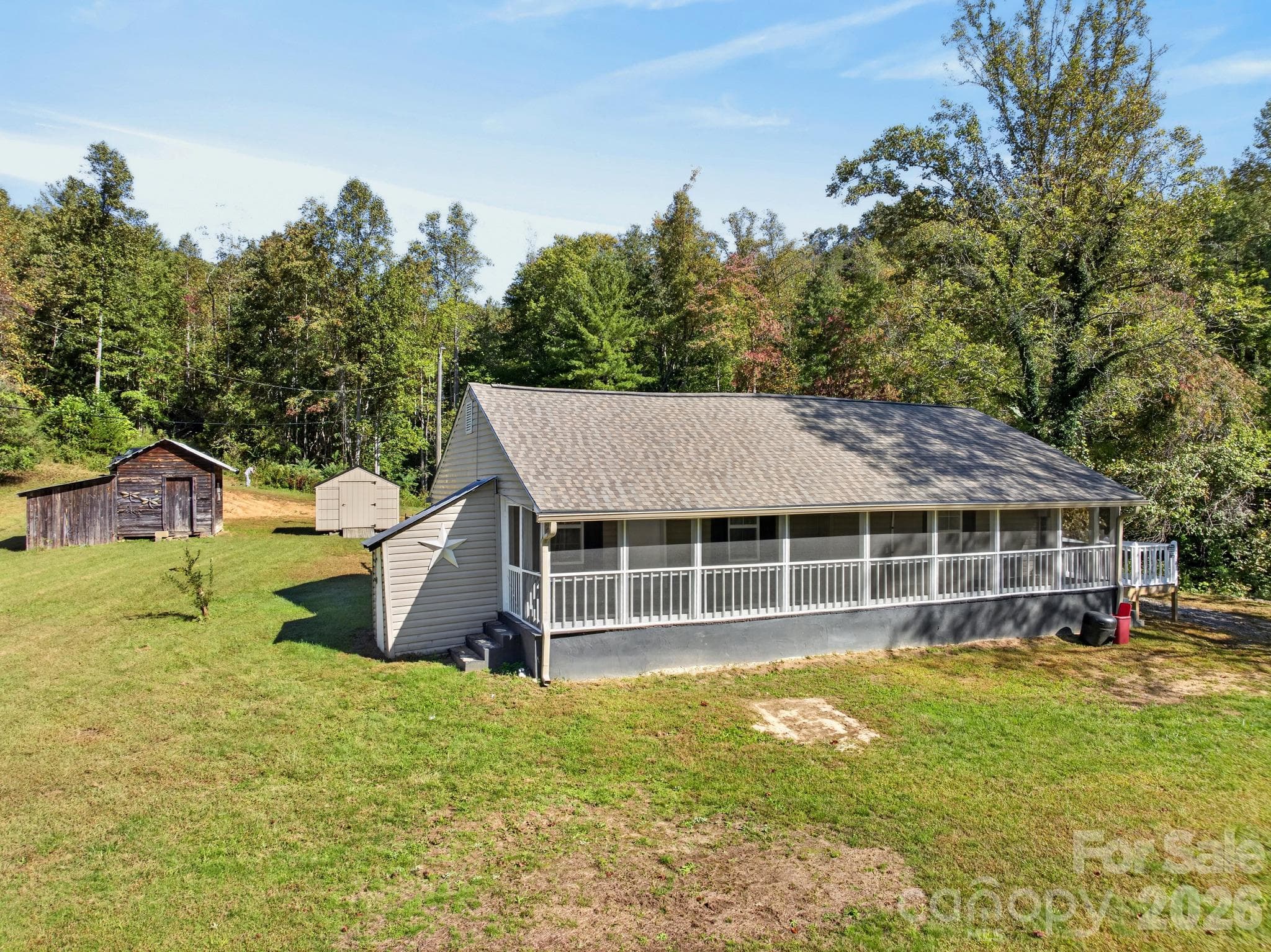 Single Family Residence at 2805 H T Road, Lenoir, photo 4 of 38