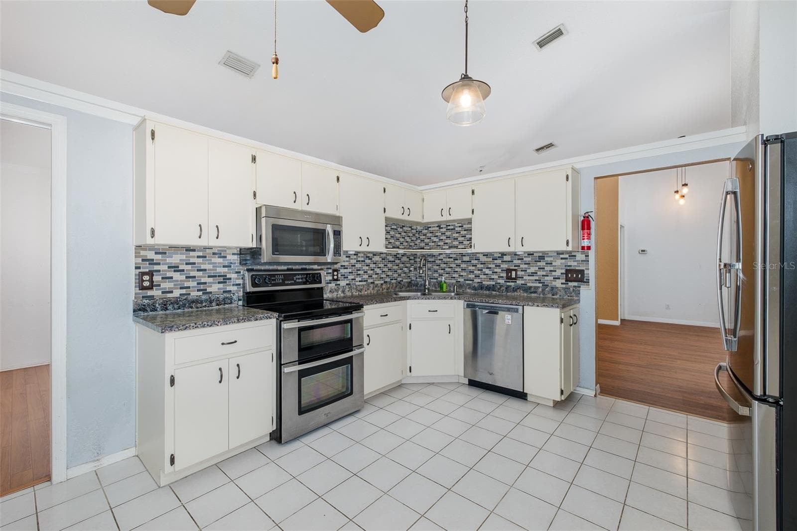 Single Family Residence at 4622 SAWGRASS BLVD, NEW PORT RICHEY, photo 10 of 30