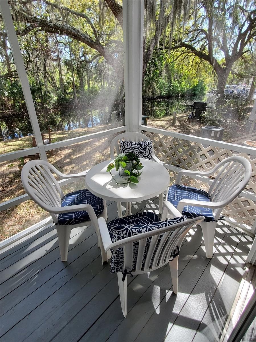 Townhouse at 1328 CYPRESS COVE CT, INVERNESS, photo 12 of 29