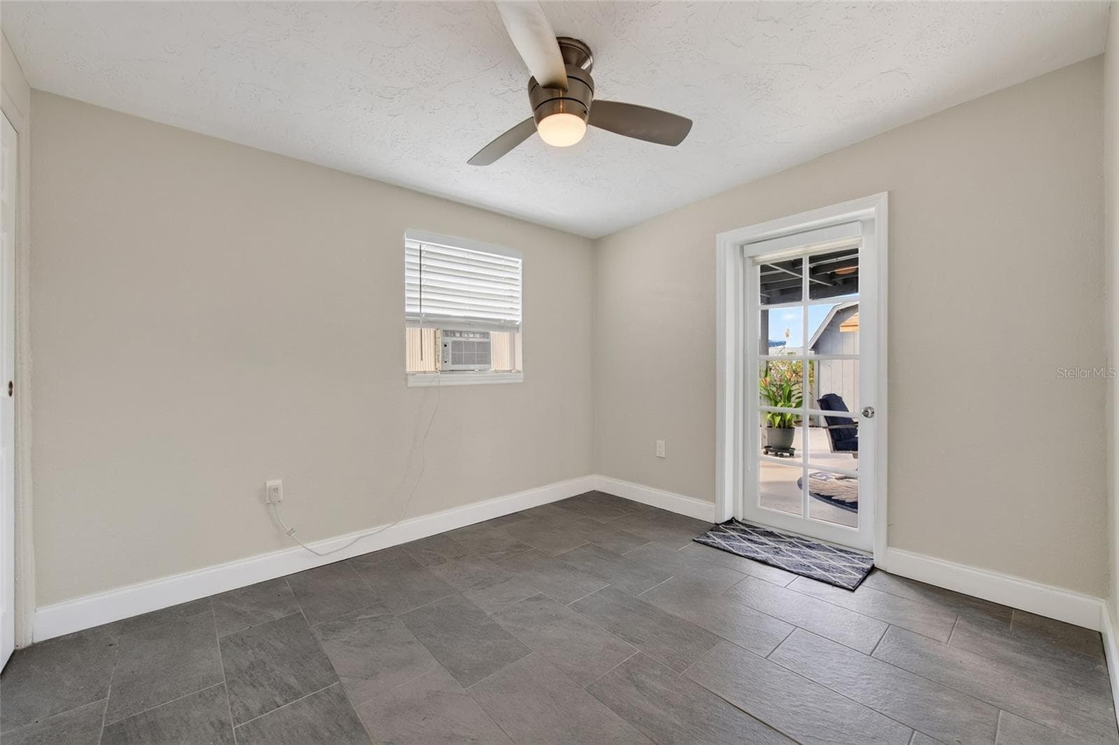 Single Family Residence at 13309 CAROL DR, HUDSON, photo 28 of 84