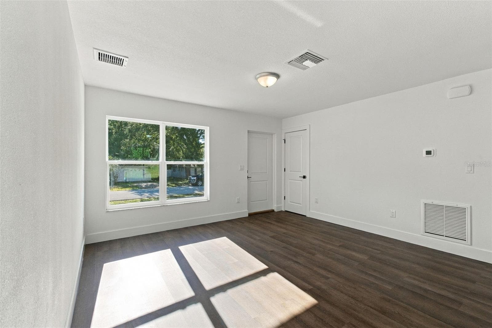Single Family Residence at 5065 BROMLEY AVE, SPRING HILL, photo 8 of 28