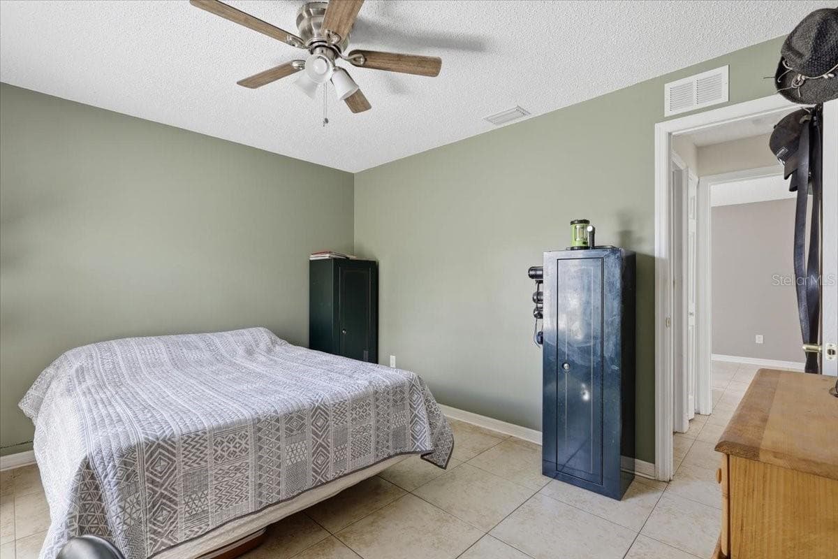 Single Family Residence at 92 ROBINSON DR, PALM COAST, photo 35 of 45