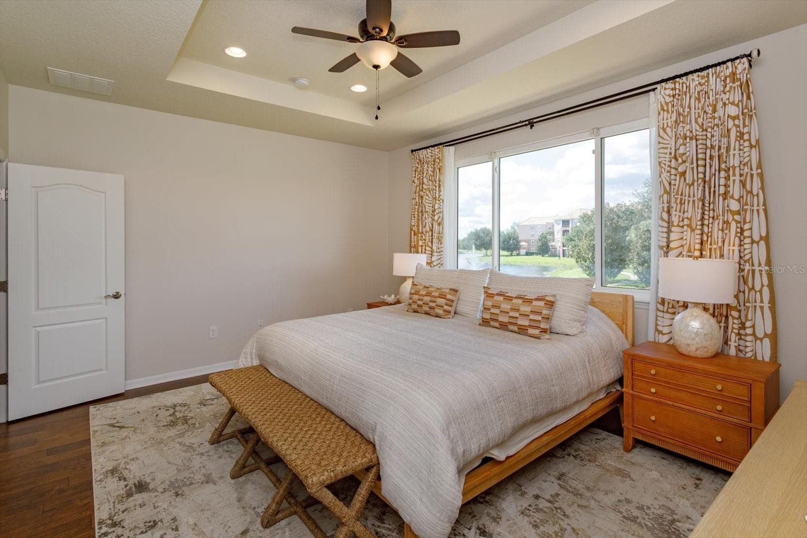 Master Bedroom/Waterview/Fountain - 1454 EL CONTE DR, CHAMPIONS GATE