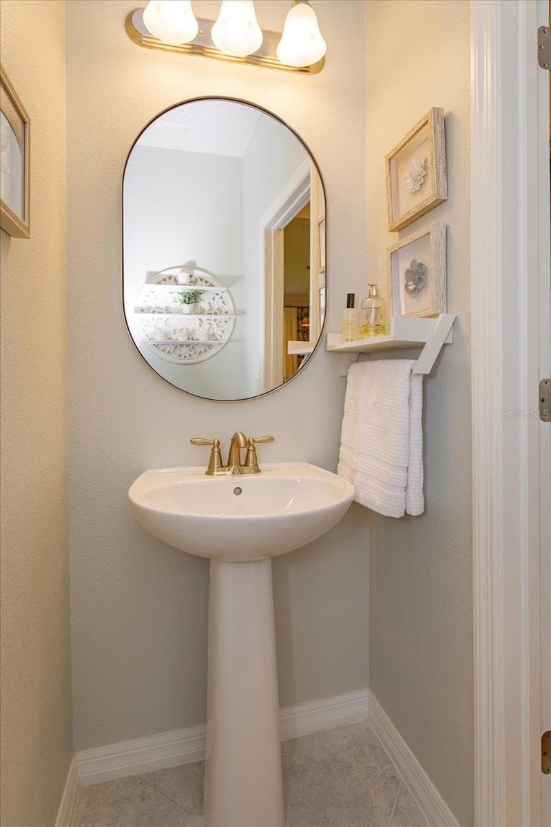 Downstairs half bathroom - 1454 EL CONTE DR, CHAMPIONS GATE