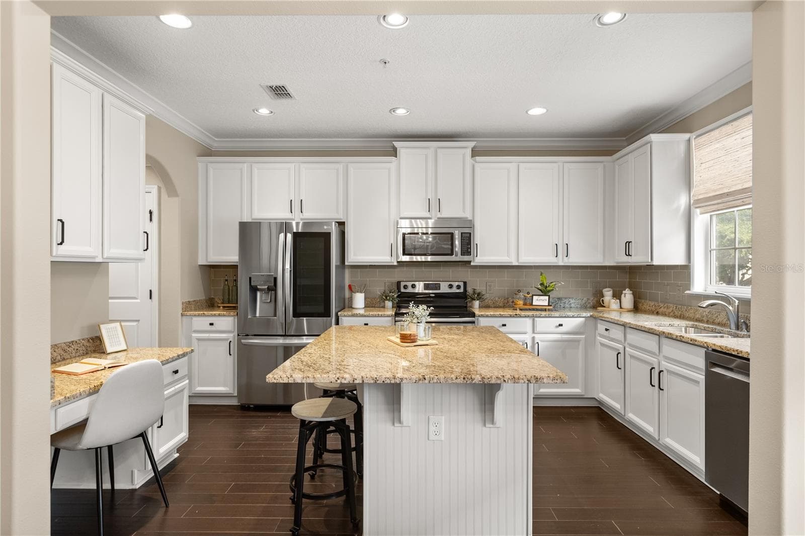 Townhouse at 2084 BRINK ALY, ORLANDO, photo 10 of 38