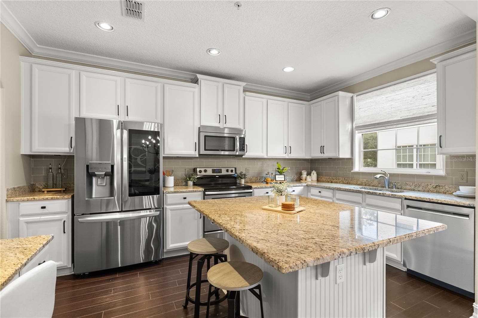 Townhouse at 2084 BRINK ALY, ORLANDO, photo 11 of 38