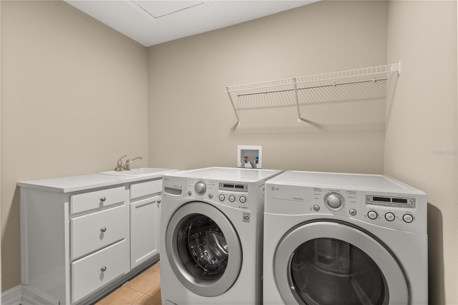 Laundry Room - 2084 BRINK ALY, ORLANDO