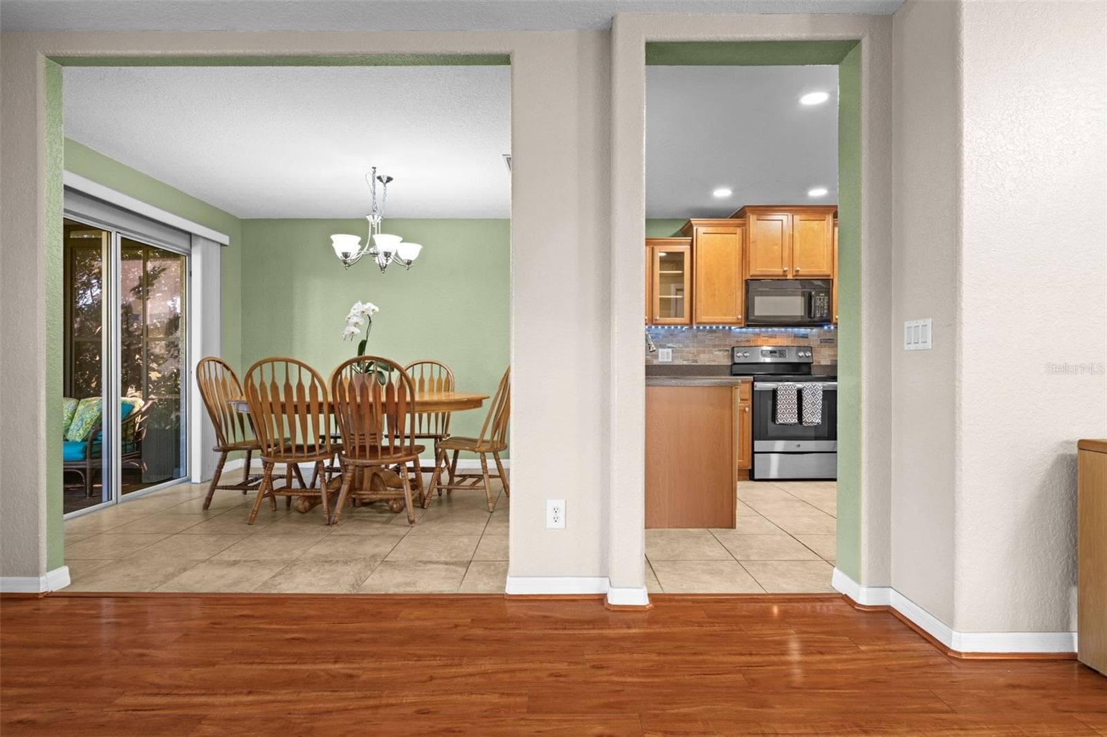 Single Family Residence at 11686 TEMPEST HARBOR LOOP, VENICE, photo 9 of 67