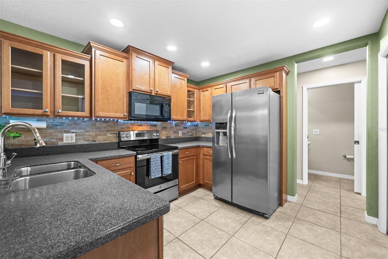 Single Family Residence at 11686 TEMPEST HARBOR LOOP, VENICE, photo 15 of 67
