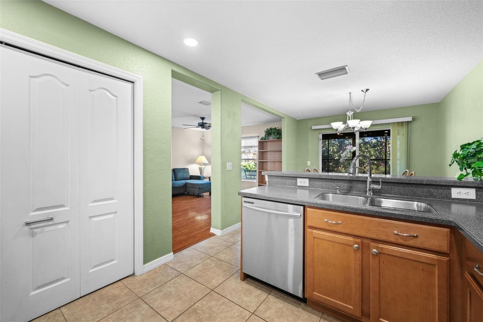 Single Family Residence at 11686 TEMPEST HARBOR LOOP, VENICE, photo 16 of 67