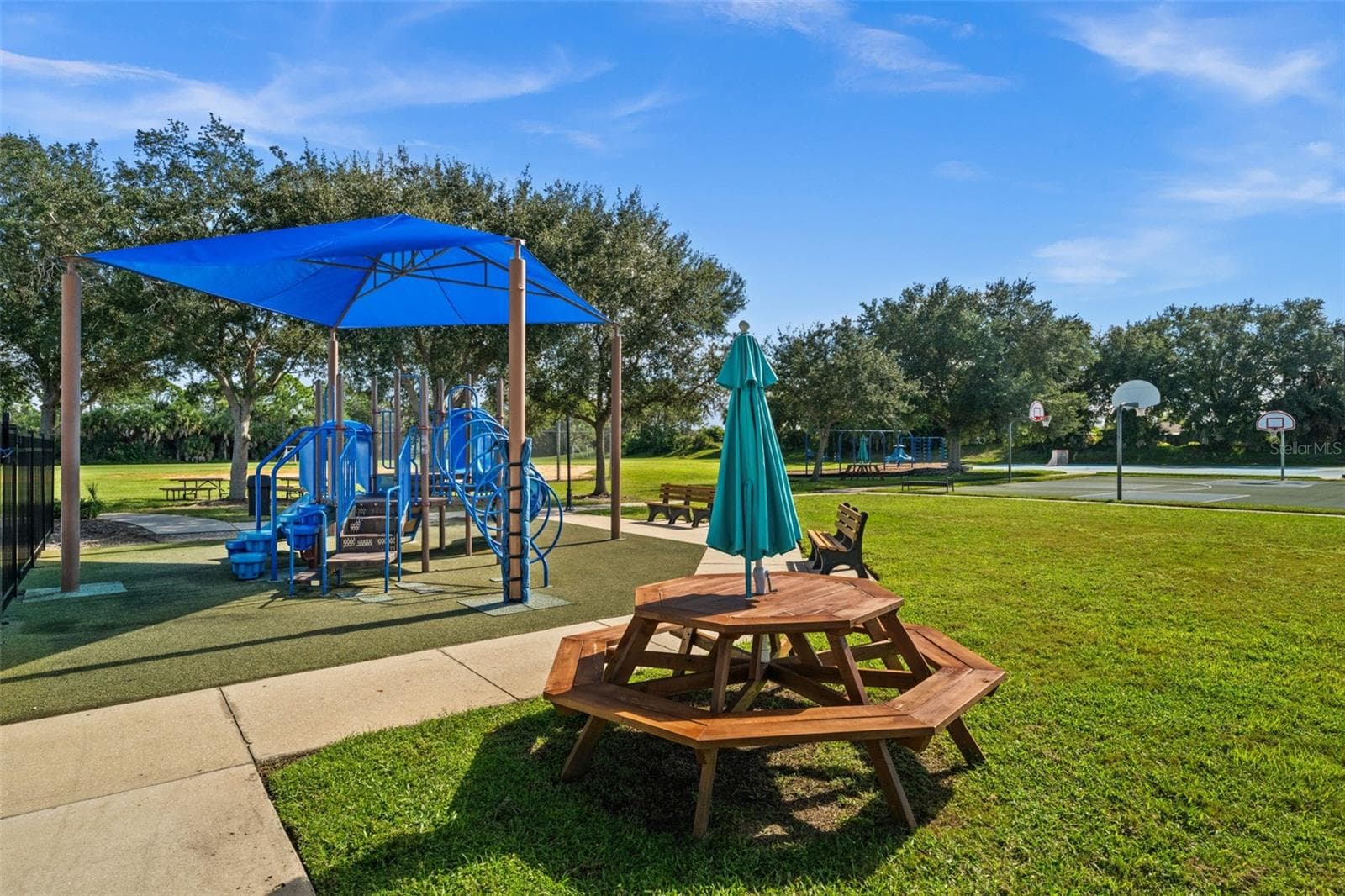 Single Family Residence at 11686 TEMPEST HARBOR LOOP, VENICE, photo 39 of 67