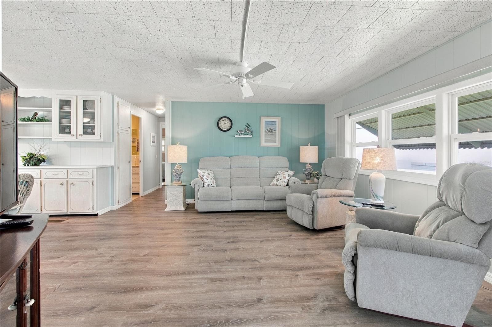 Mobile Home at 603 CYPRUS CT, BRADENTON, photo 15 of 34