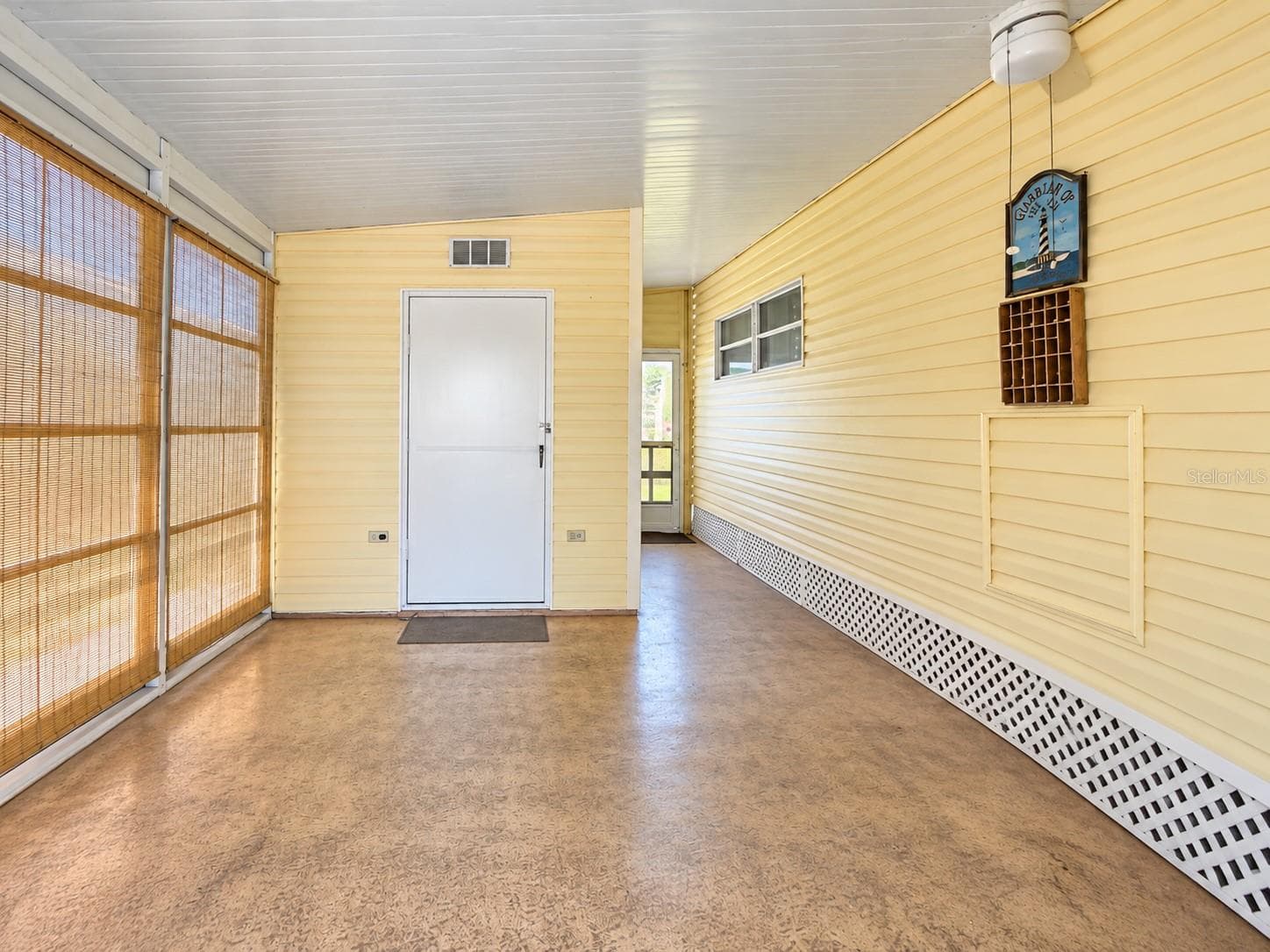 Mobile Home at 603 CYPRUS CT, BRADENTON, photo 27 of 34