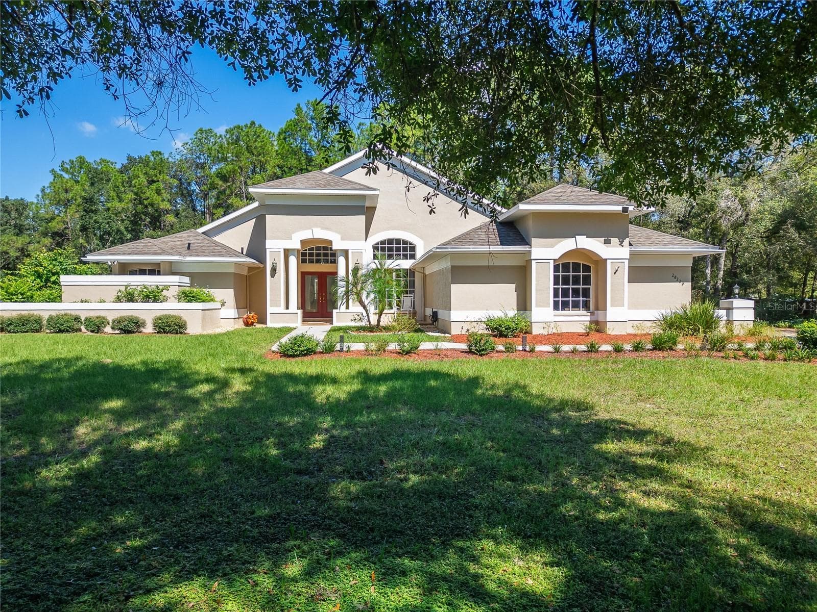 28329 LINDENHURST DR