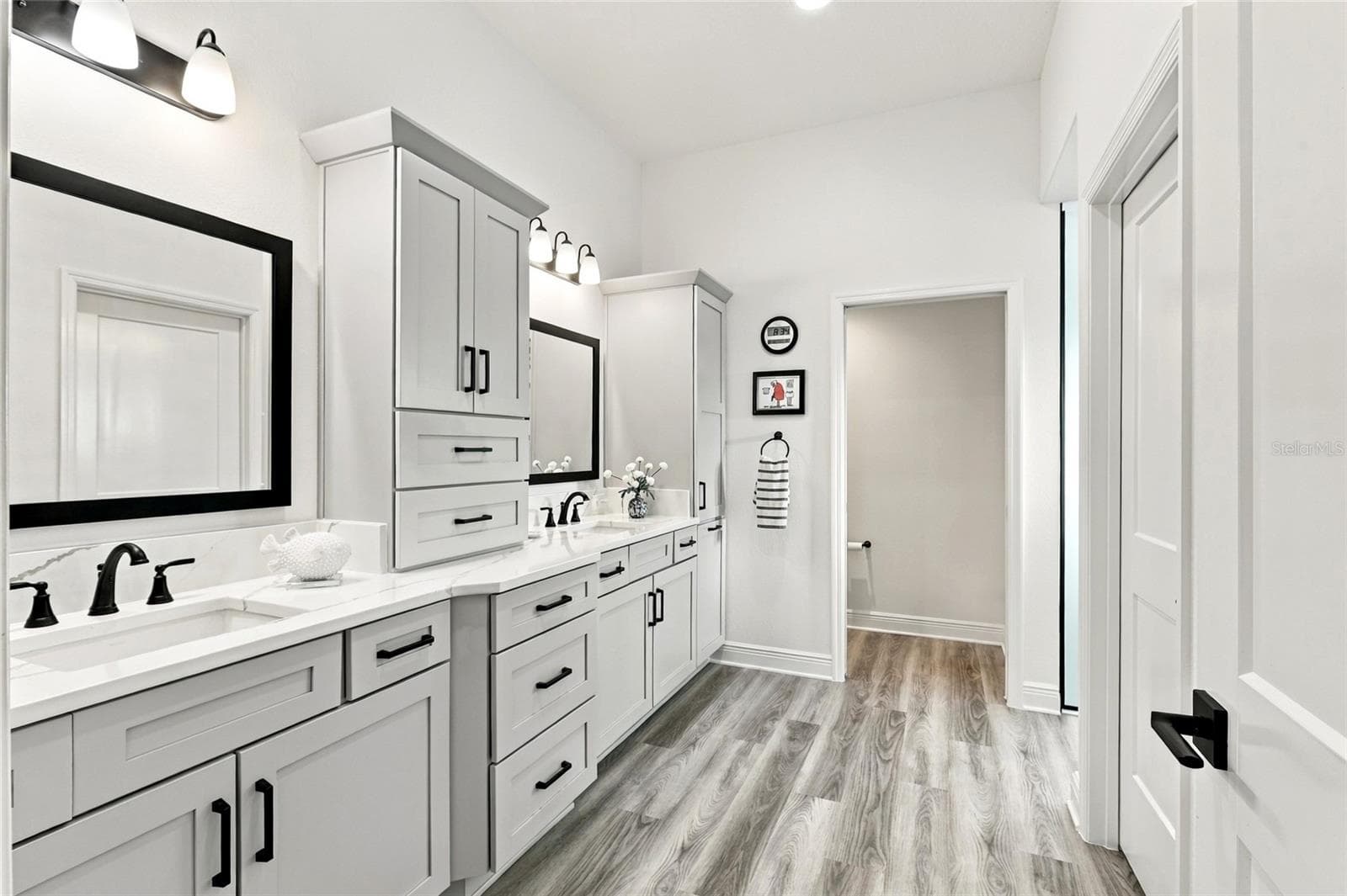 Primary Bedroom En-Suite - 614 LAKE CREEK CIR, THE VILLAGES