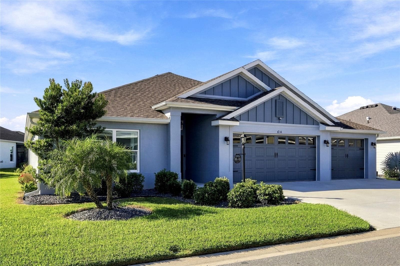 House from front left - 614 LAKE CREEK CIR, THE VILLAGES