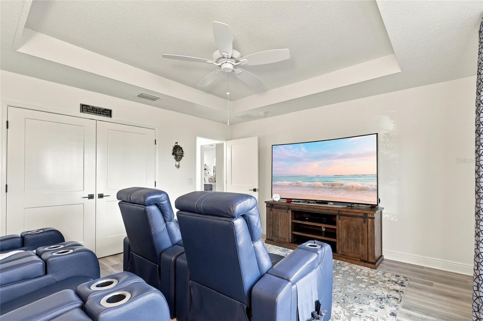 Bedroom 2 (media room) - 614 LAKE CREEK CIR, THE VILLAGES