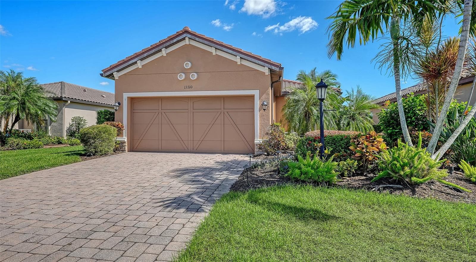 Single Family Residence at 13310 TORRESINA TER, BRADENTON, photo 4 of 54