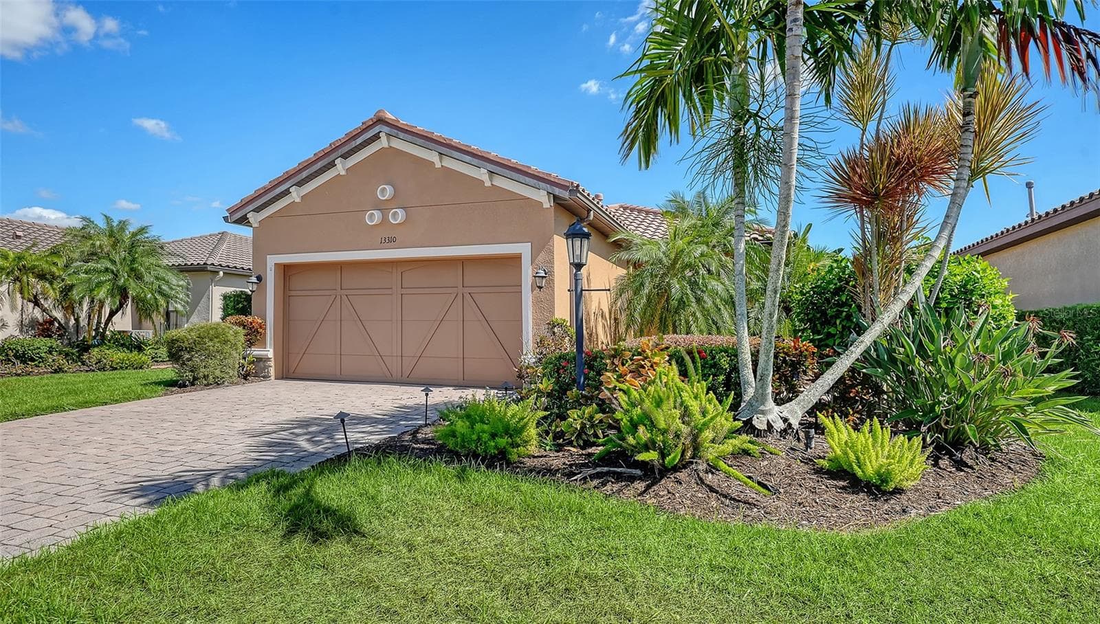 Single Family Residence at 13310 TORRESINA TER, BRADENTON, photo 5 of 54
