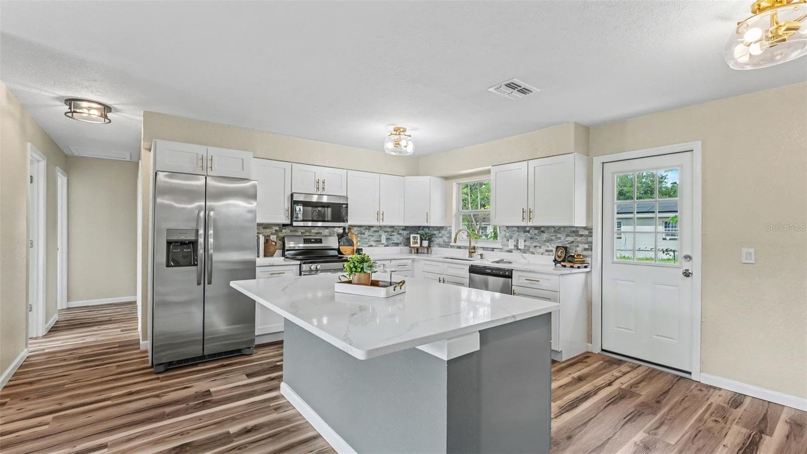 kitchen - 152 HATCHINEHA RD, HAINES CITY