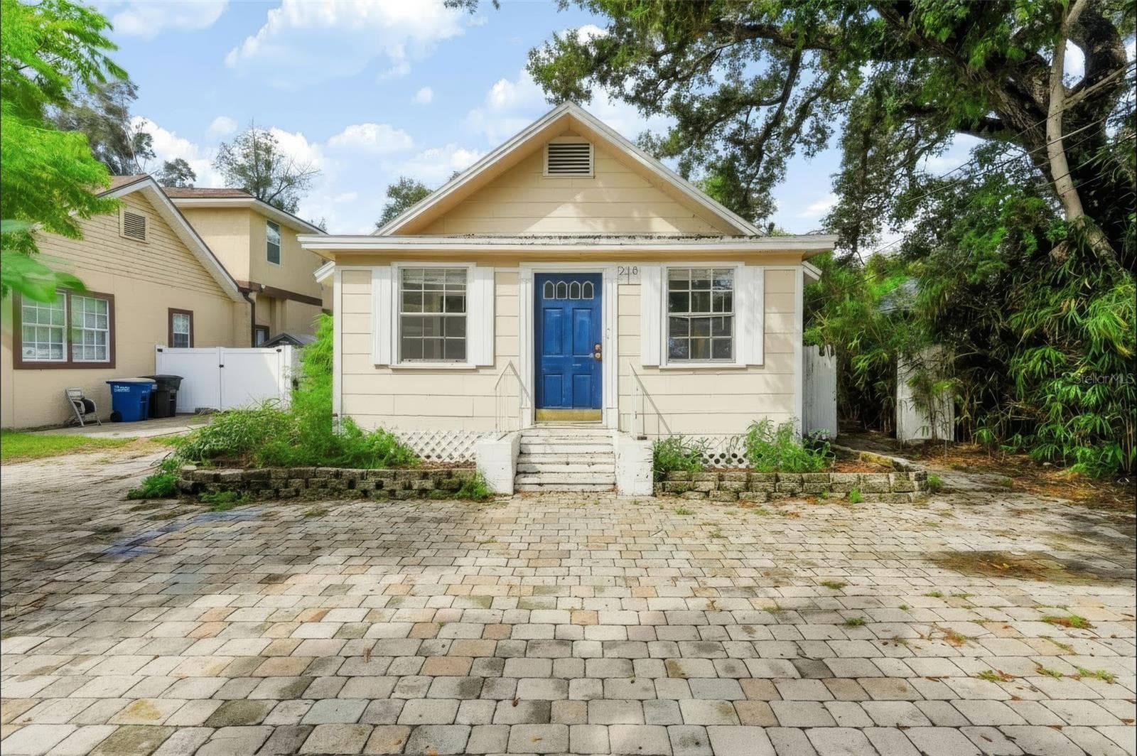 208 VINE AVE #1,2,3,4