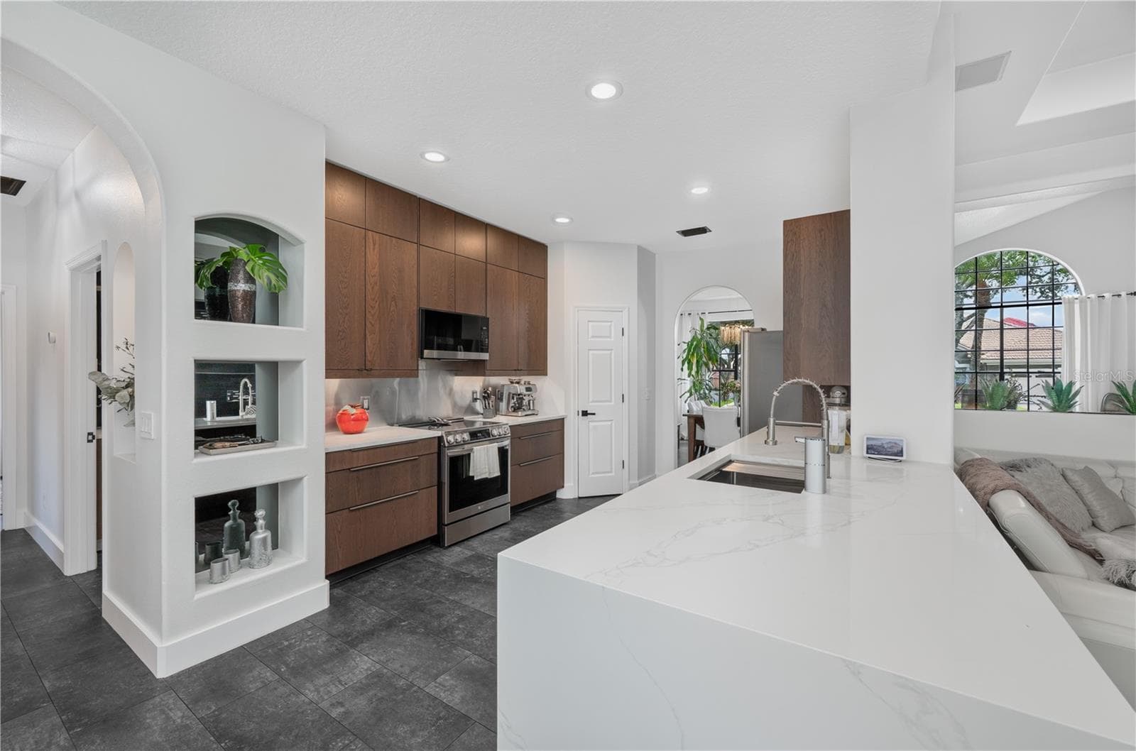 Single Family Residence at 1854 VISTA ROYALE BLVD, ORLANDO, photo 10 of 53