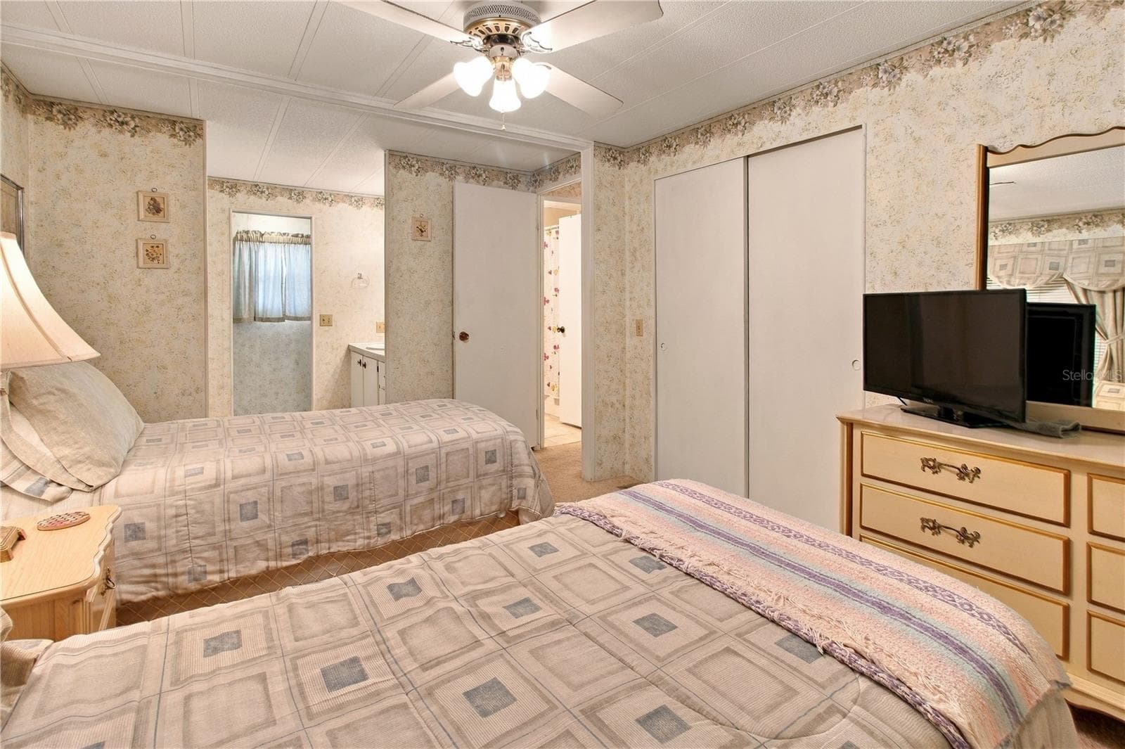 Mobile Home at 5408 CHATEAU LN, BRADENTON, photo 48 of 63