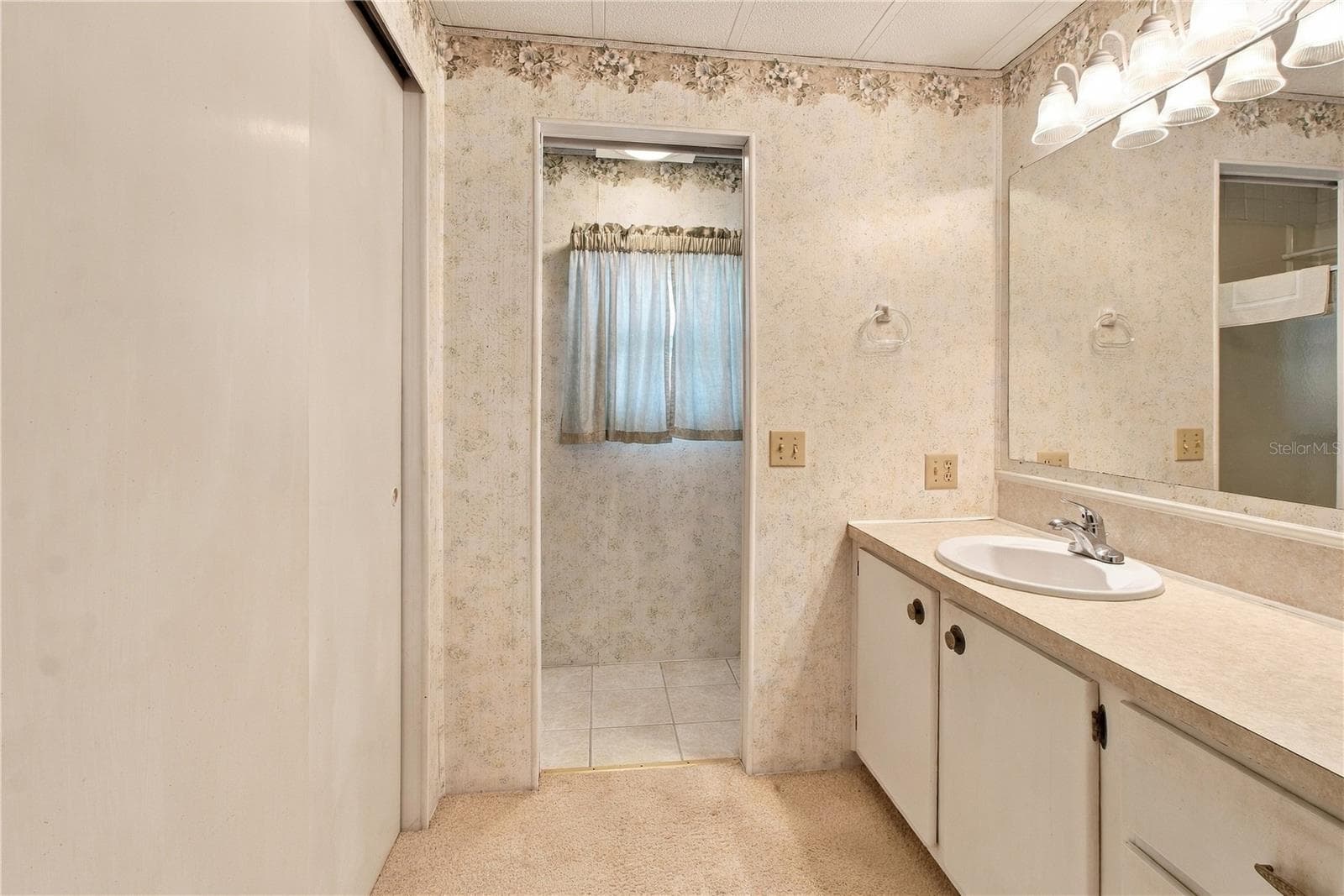 Mobile Home at 5408 CHATEAU LN, BRADENTON, photo 50 of 63