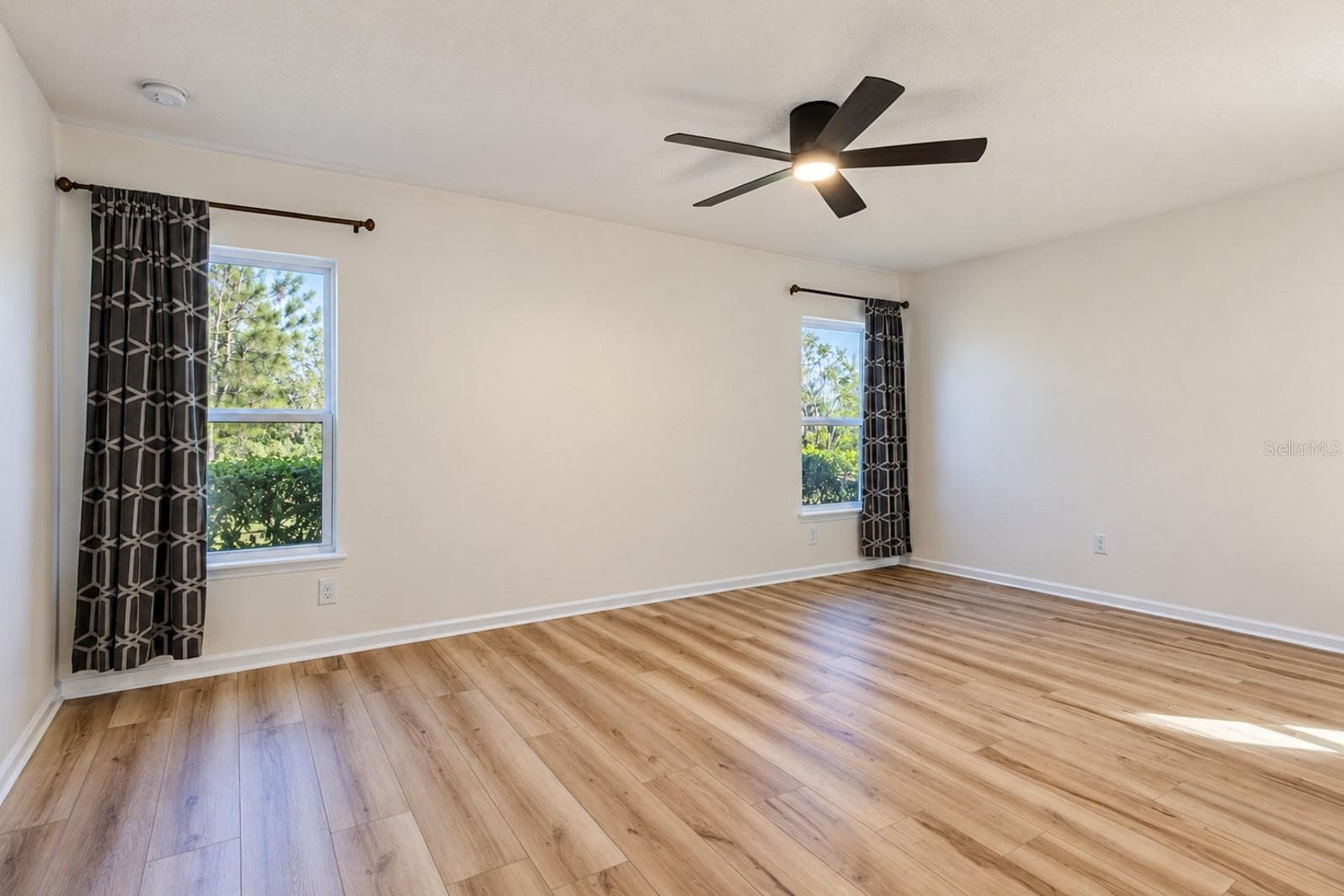 Primary Bedroom - 110 GLENEAGLE GRANDE DR, DAYTONA BEACH