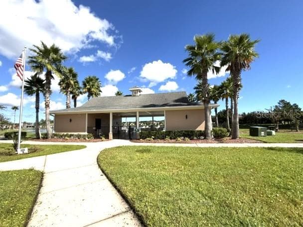 Community Pool Cabana - 110 GLENEAGLE GRANDE DR, DAYTONA BEACH