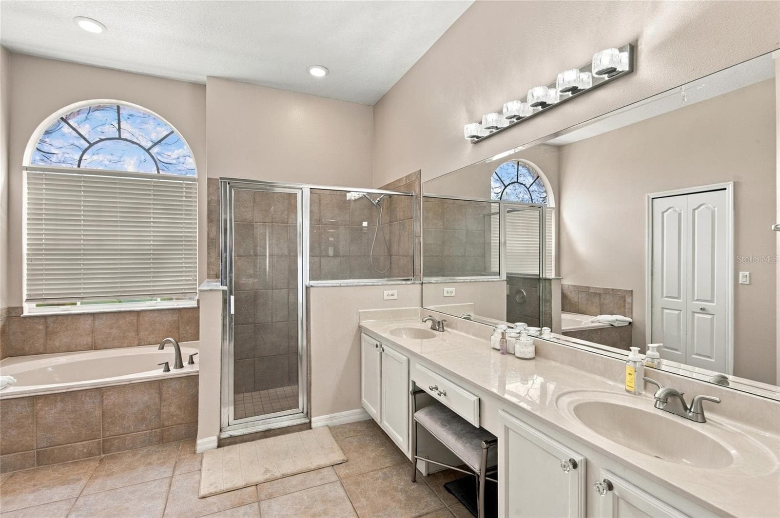 Single Family Residence at 270 LAKE DARBY PL, GOTHA, photo 23 of 30