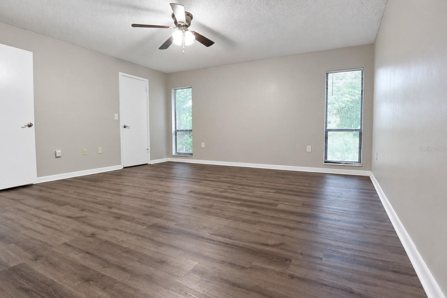 Single Family Residence at 10192 SWANSON CT, SPRING HILL, photo 9 of 75