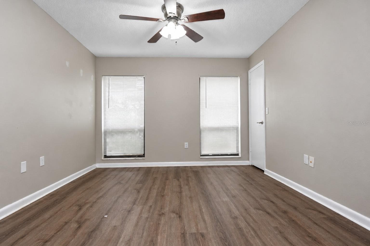 Single Family Residence at 10192 SWANSON CT, SPRING HILL, photo 17 of 75