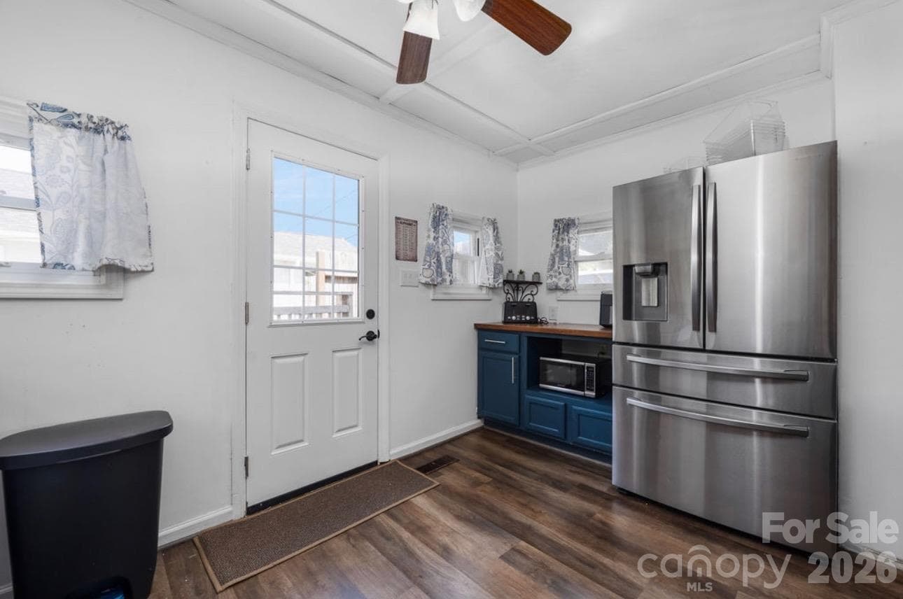Single Family Residence at 387 Woodlawn Street, Cramerton, photo 12 of 29