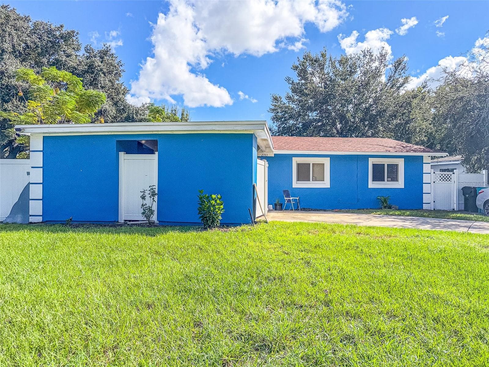 2743 GRANDOLA DR