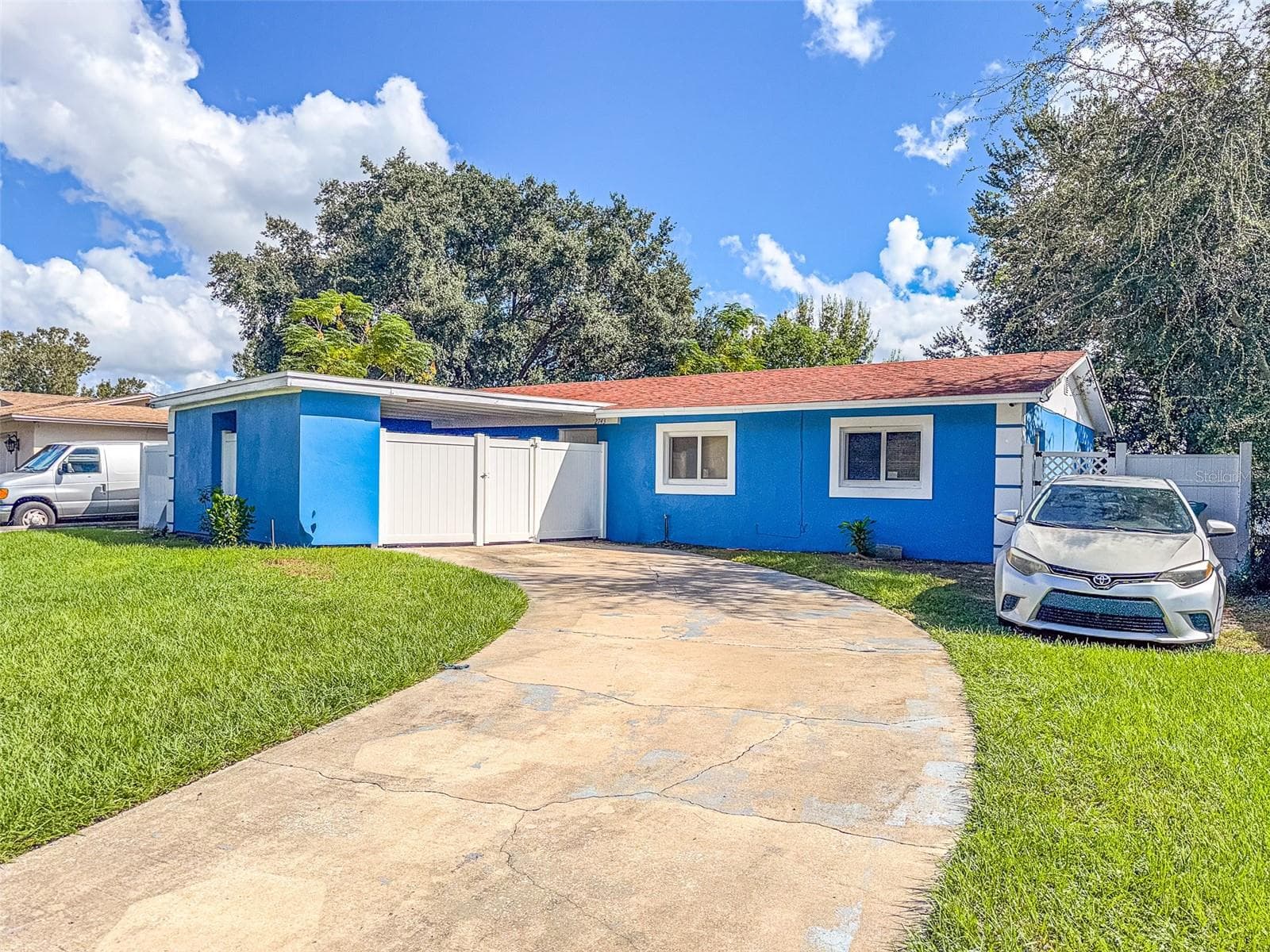 Single Family Residence at 2743 GRANDOLA DR, ORLANDO, photo 3 of 35