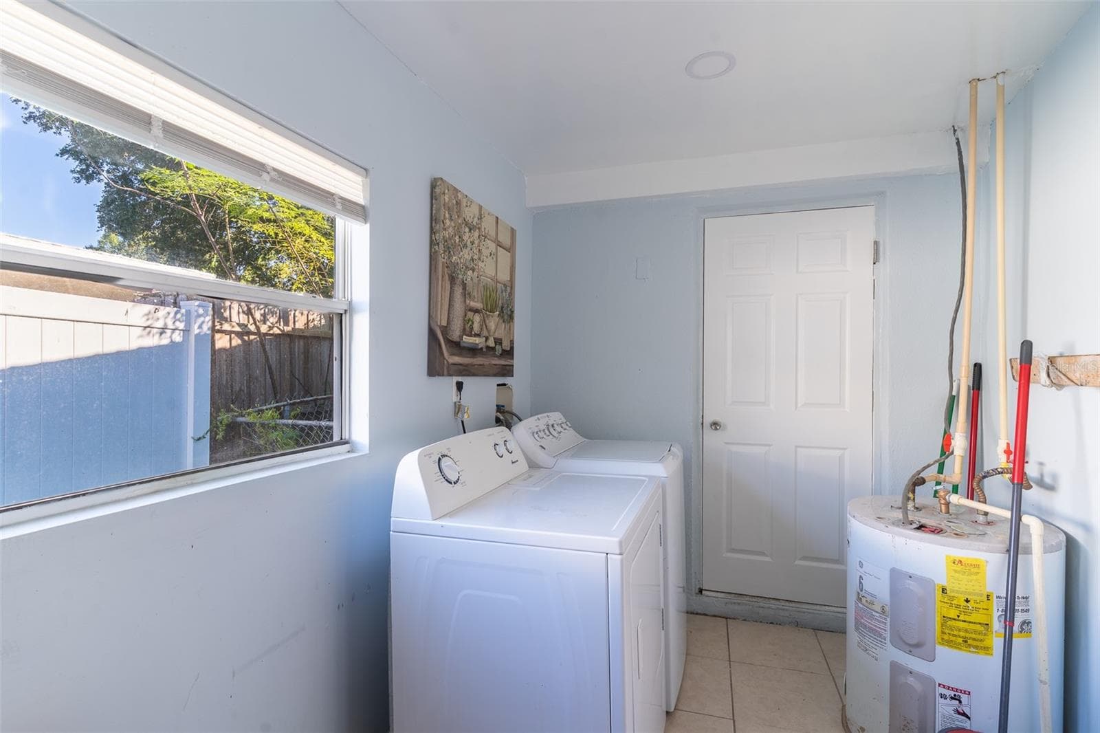 Single Family Residence at 2743 GRANDOLA DR, ORLANDO, photo 18 of 35
