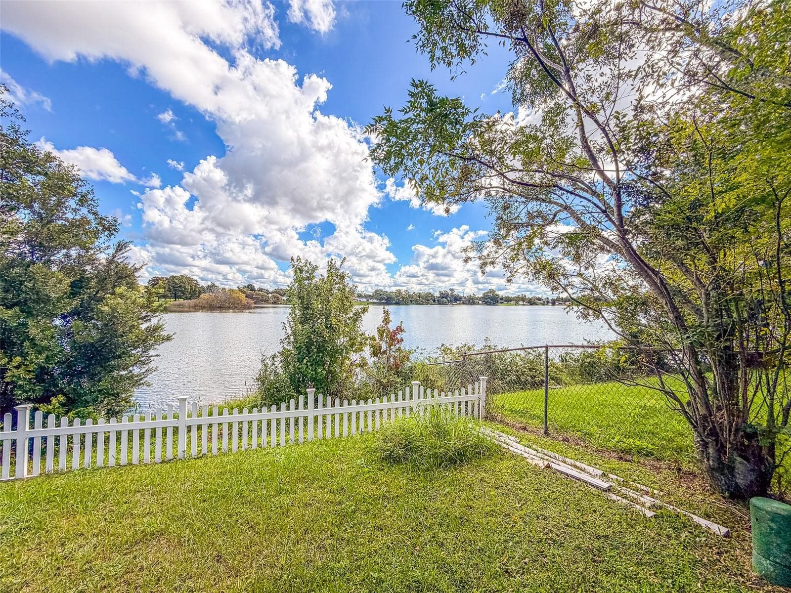 Single Family Residence at 2743 GRANDOLA DR, ORLANDO, photo 23 of 35
