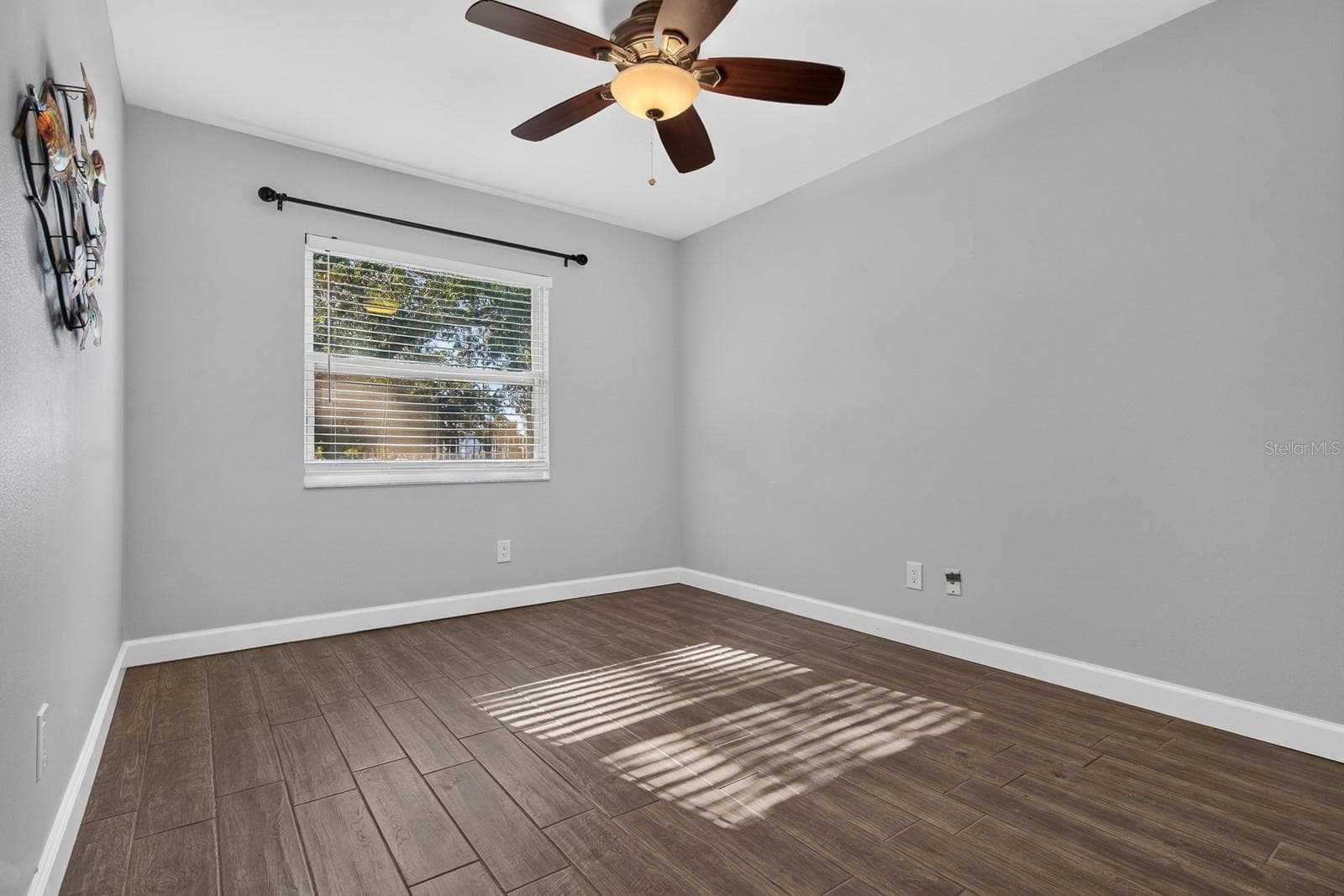 Single Family Residence at 120 ORANGE AVE N, ST PETERSBURG, photo 27 of 44