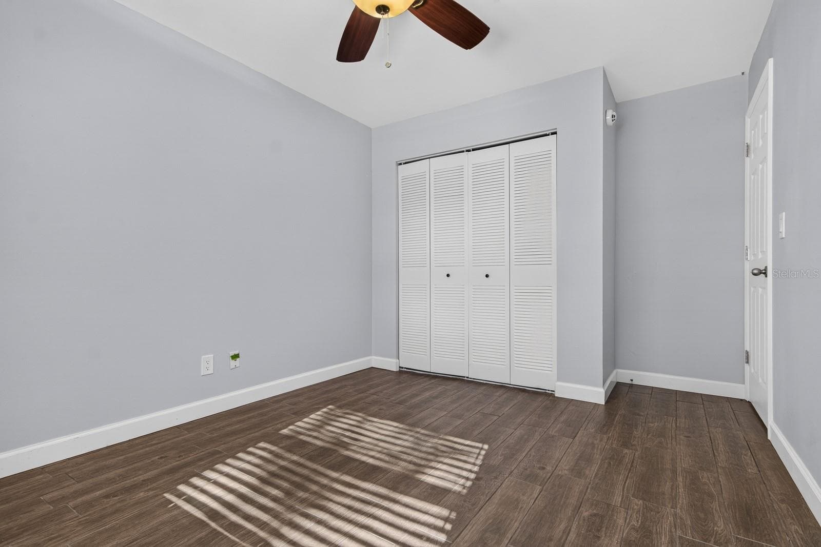 Single Family Residence at 120 ORANGE AVE N, ST PETERSBURG, photo 28 of 44