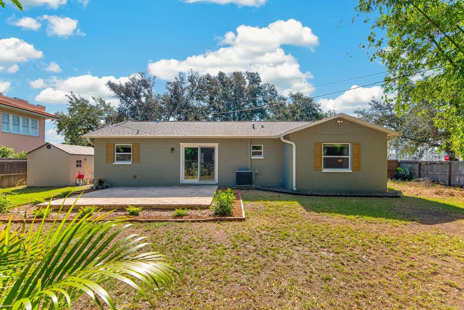 Single Family Residence at 120 ORANGE AVE N, ST PETERSBURG, photo 31 of 44