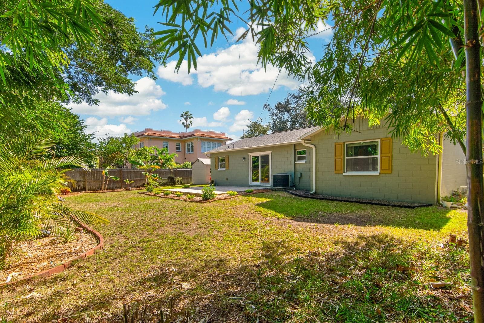 Single Family Residence at 120 ORANGE AVE N, ST PETERSBURG, photo 33 of 44