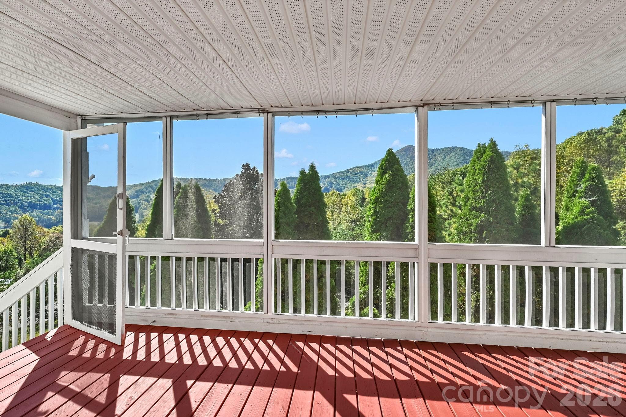 Covered front porch - 85 Hidden Meadow Drive, Candler