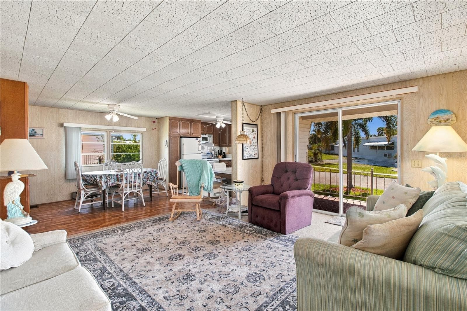 Mobile Home at 316 DANUBE CIR, BRADENTON, photo 13 of 32