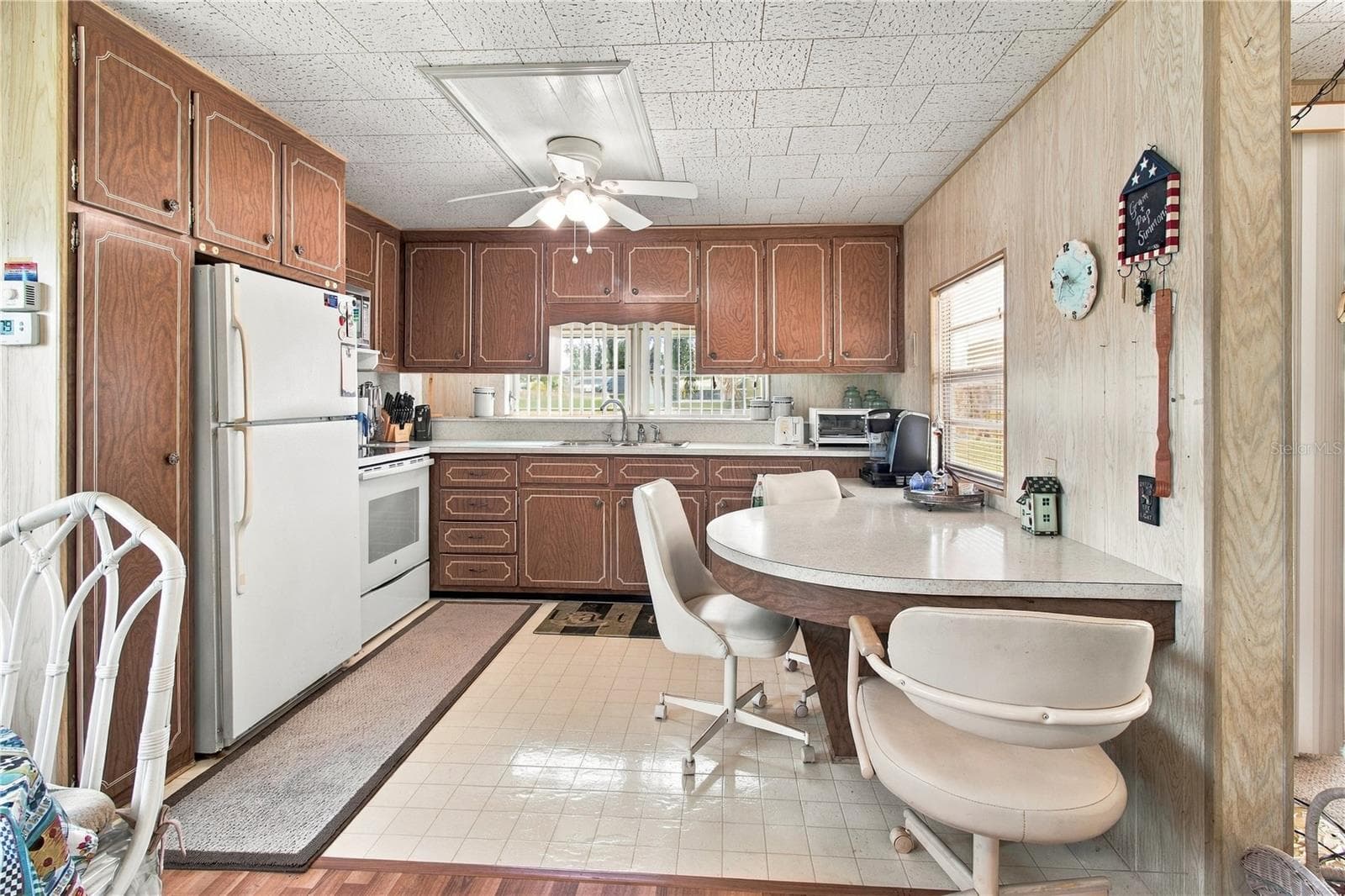 Mobile Home at 316 DANUBE CIR, BRADENTON, photo 17 of 32